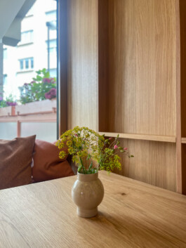 Bon'gu’s calming and refined dining experience created through thoughtful design and natural materials. before matter interior design frankfurt. before matter, architecture & interior design studio Frankfurt am Main