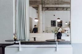 Exterior of Drei Kaffeebar in Frankfurt showcasing modern coffee shop design before matter, architecture & interior design studio Frankfurt am Main